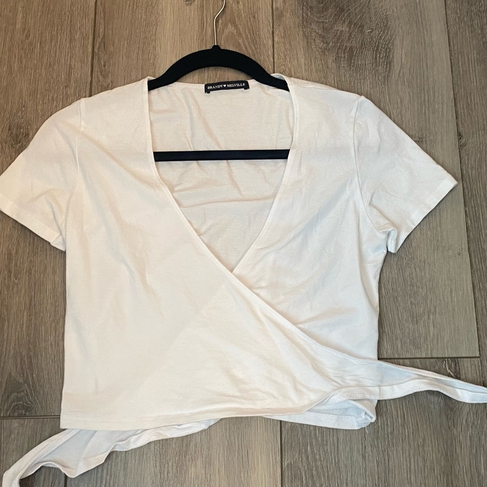 brandy melville crop top